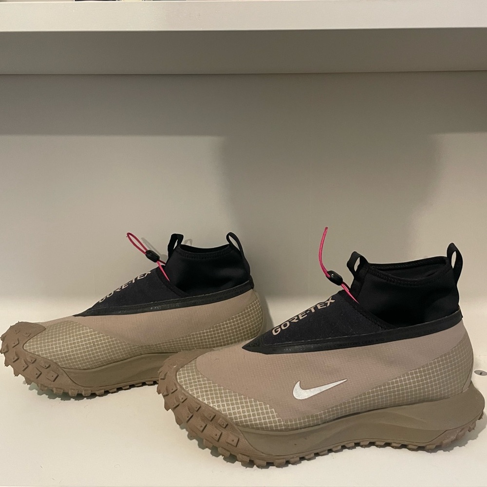 Nike ACG Mountain Fly Gore-Tex Sneakers Size 11.5